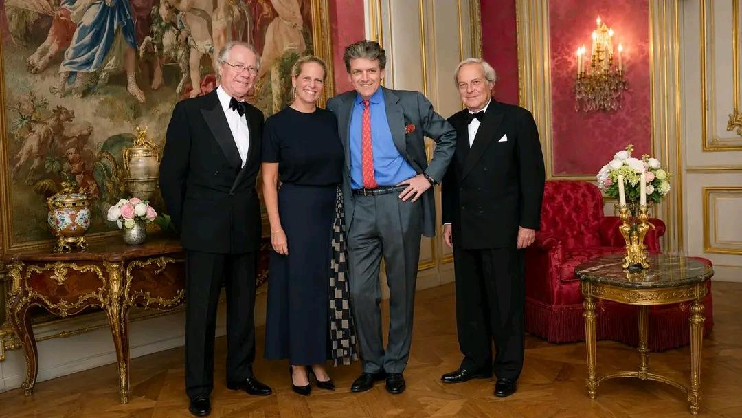 The Inner Circle's Sovereign Toast